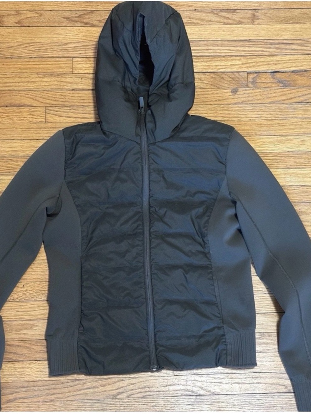 Women's lululemon Quilted Hooded Jacket - Forest green size 6